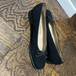 PERFECT CONDITION SALVATORE FERRAGAMO FLATS